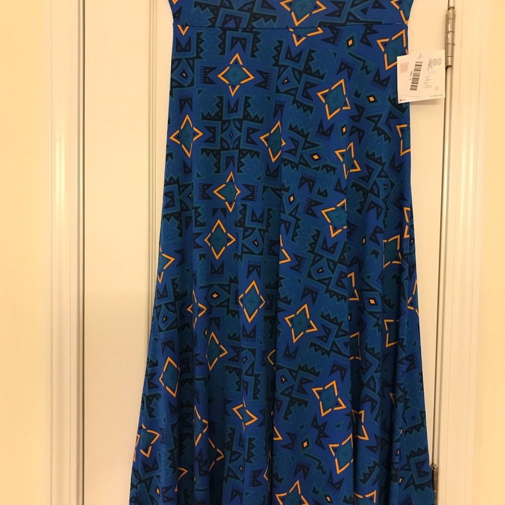 Lularoe S MAXI SKIRT ,BNWT